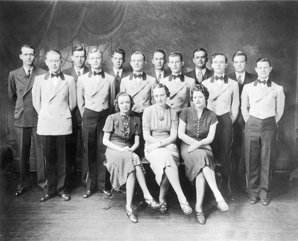 Black and White image of employees for the new Bama Theatre, dedicated in 1938.
